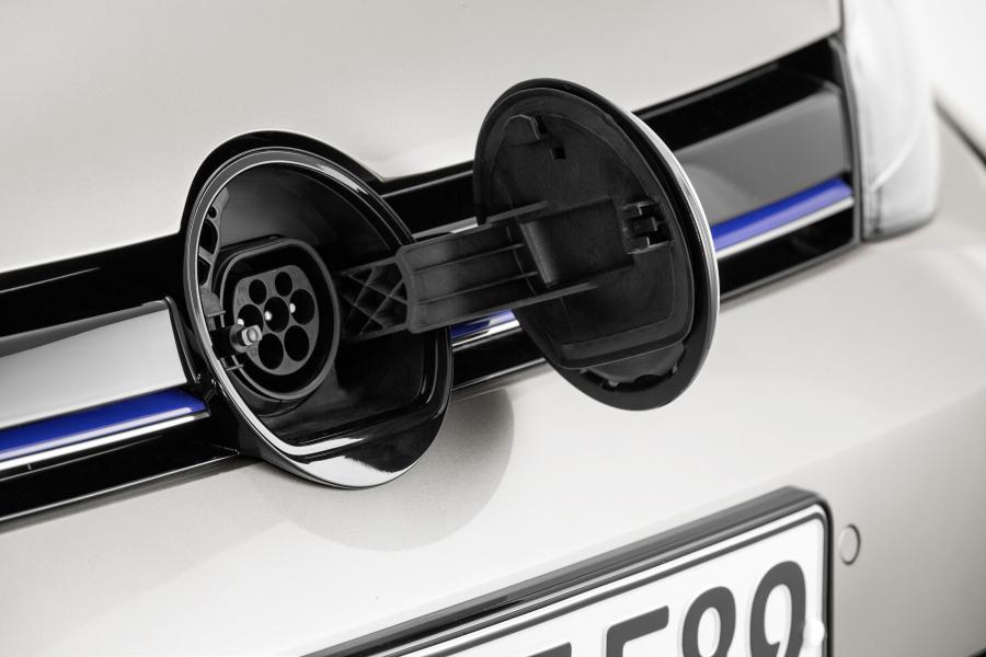 Детали экстерьера Volkswagen Golf BlueMotion TwinDrive Concept (Typ 5G) 2013 года  (фото 3 из 4)